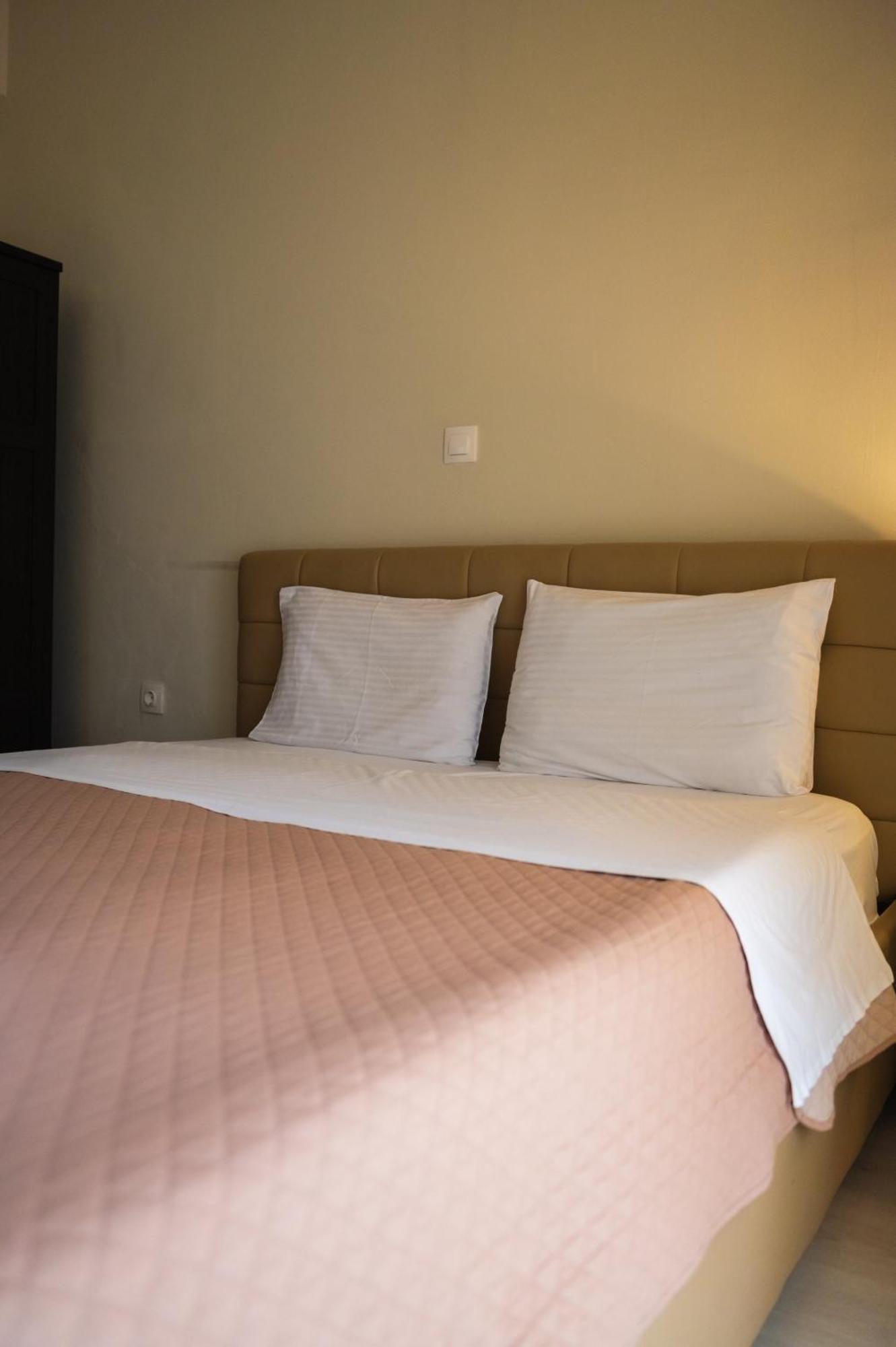 Central Luxurious Suite Near Lighthouse Alexandroupoli Bagian luar foto