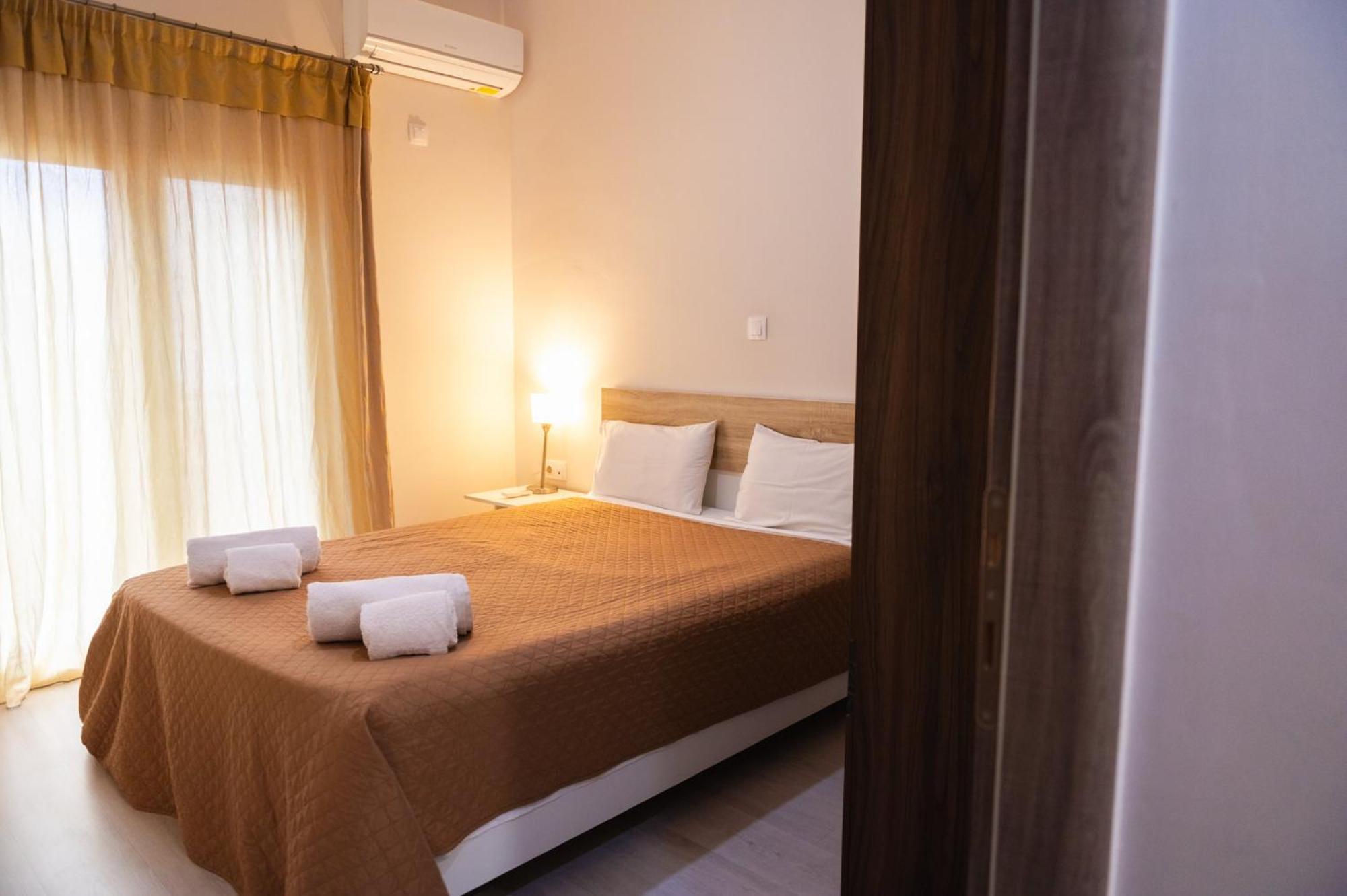 Central Luxurious Suite Near Lighthouse Alexandroupoli Bagian luar foto