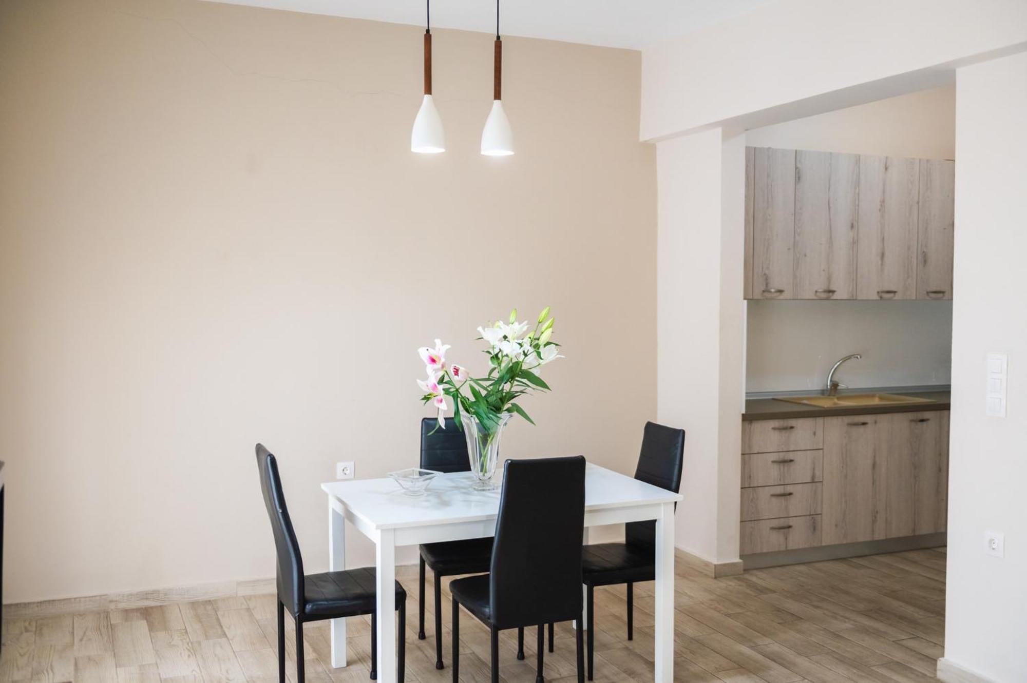 Central Luxurious Suite Near Lighthouse Alexandroupoli Bagian luar foto