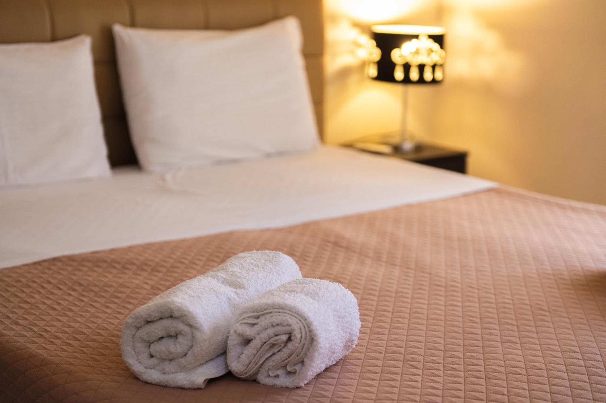 Central Luxurious Suite Near Lighthouse Alexandroupoli Bagian luar foto