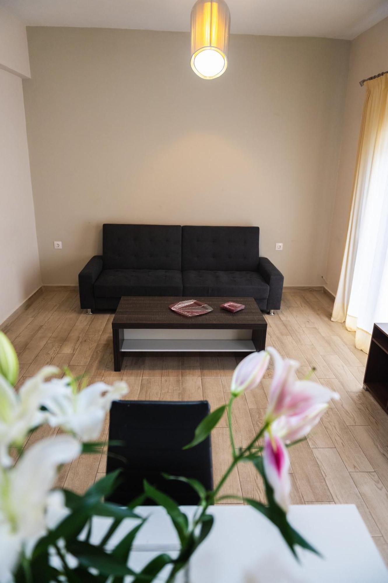 Central Luxurious Suite Near Lighthouse Alexandroupoli Bagian luar foto