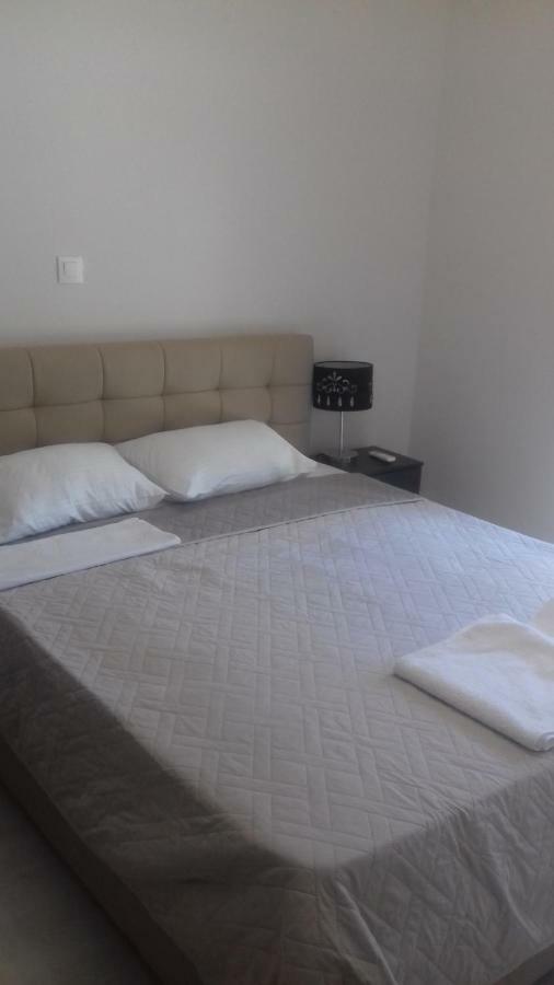 Central Luxurious Suite Near Lighthouse Alexandroupoli Bagian luar foto