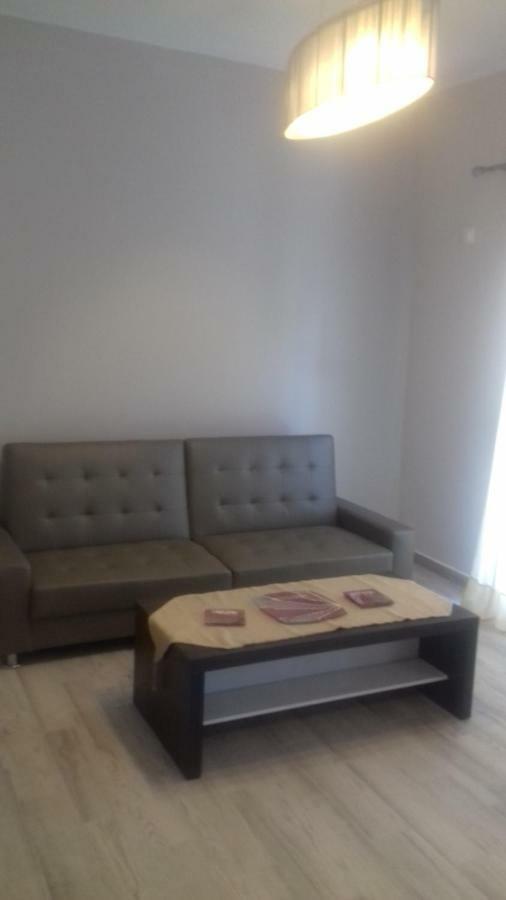 Central Luxurious Suite Near Lighthouse Alexandroupoli Bagian luar foto